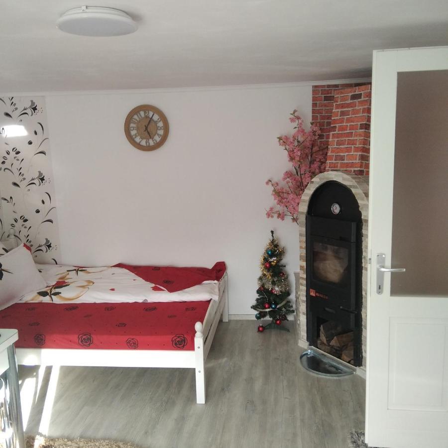 Casuta Bunicilor Villa Dorna Cindrenilor Екстериор снимка