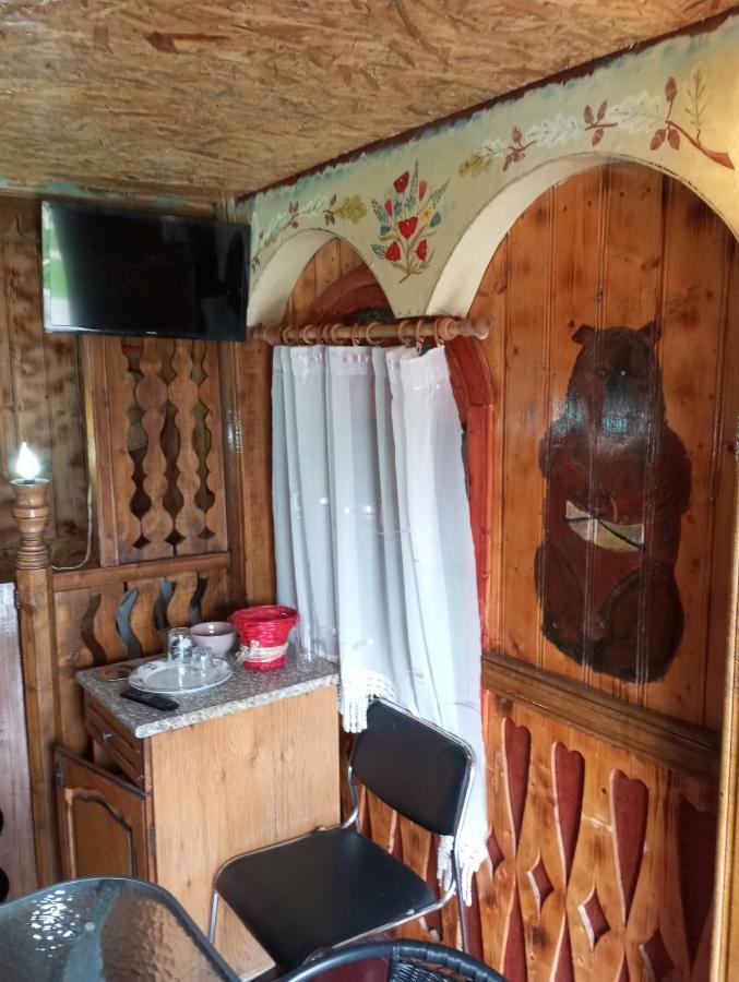 Casuta Bunicilor Villa Dorna Cindrenilor Екстериор снимка