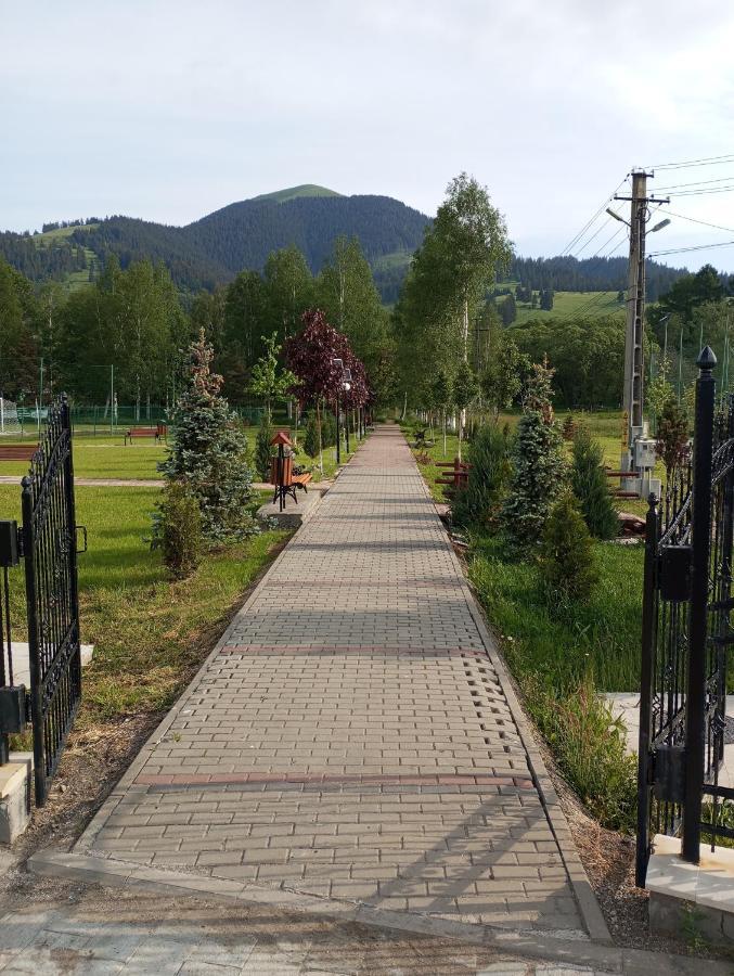 Casuta Bunicilor Villa Dorna Cindrenilor Екстериор снимка